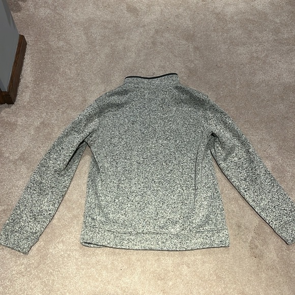 Medium gray Eddie Bauer quarter button fleece - Picture 5 of 5